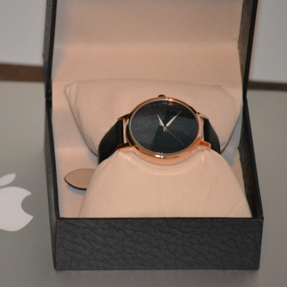J.Market Watch Women's Waterproof Watch Adjustable - Picture 5 of 6